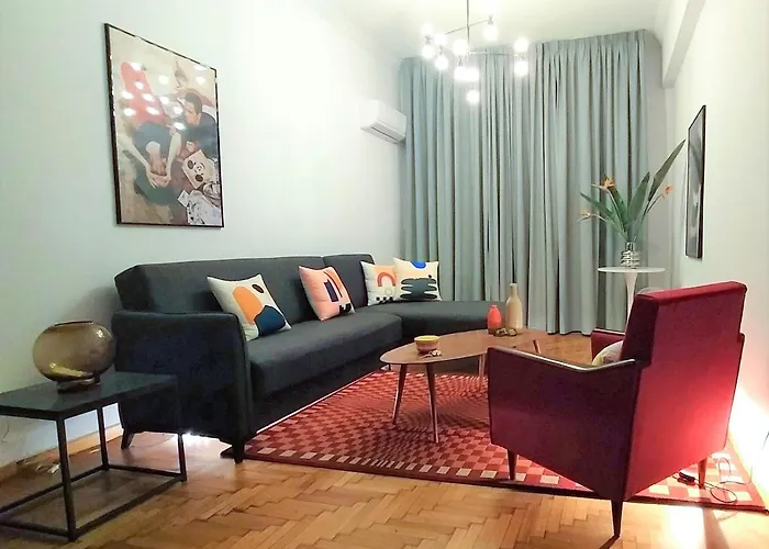Stylish, Modern Apartment In Athens City Centre.