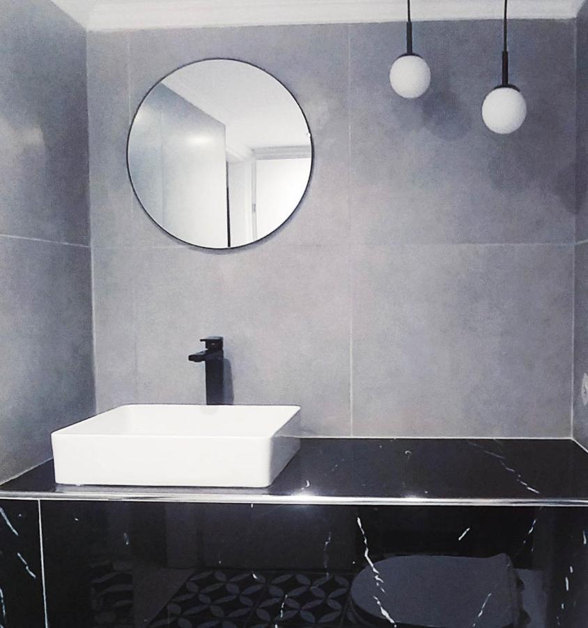 Stylish, Modern In Centre. Apartment Athens