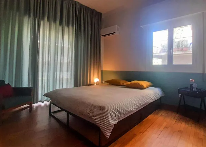 Stylish, Modern Apartment In Athens City Centre.